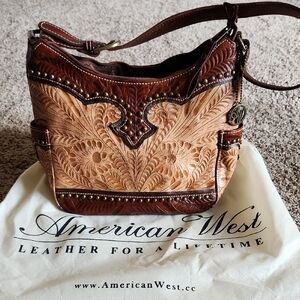 💕 Two-toned Leather purse by American West💕